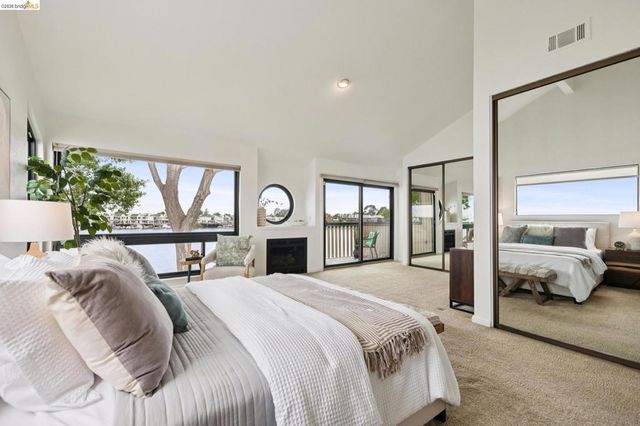 1303 Crown Dr 54, Alameda, CA 94501