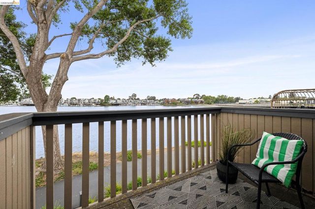 1303 Crown Dr 54, Alameda, CA 94501