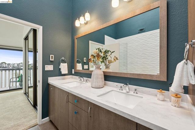 1303 Crown Dr 54, Alameda, CA 94501