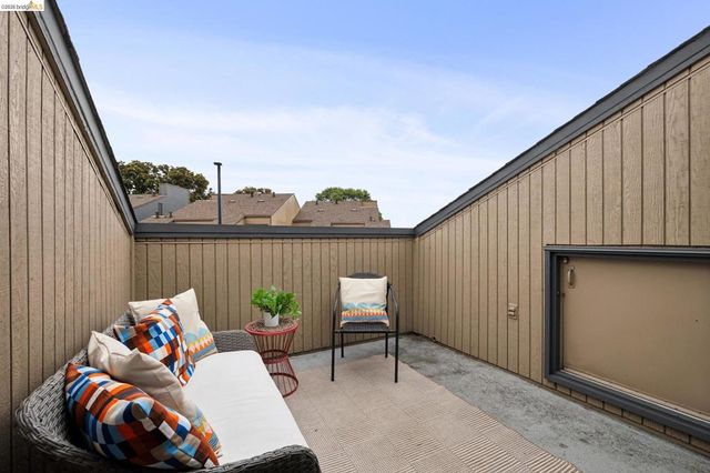 1303 Crown Dr 54, Alameda, CA 94501