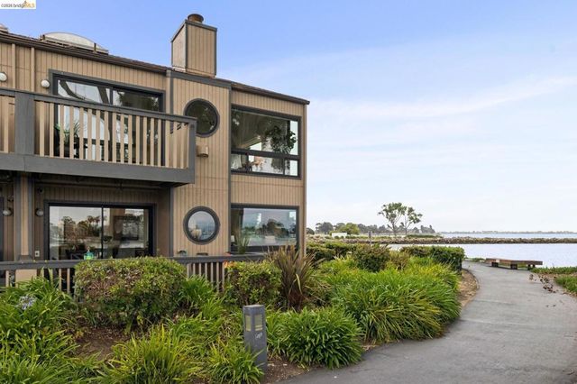 1303 Crown Dr 54, Alameda, CA 94501