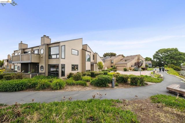 1303 Crown Dr 54, Alameda, CA 94501