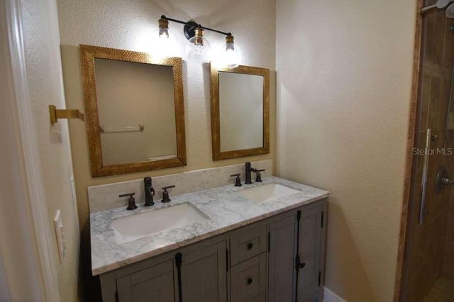 3233 HICKORY TREE ROAD, St Cloud, FL 34772