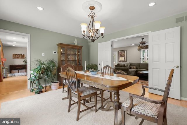 613 SAINT PAUL AVE, Reisterstown, MD 21136