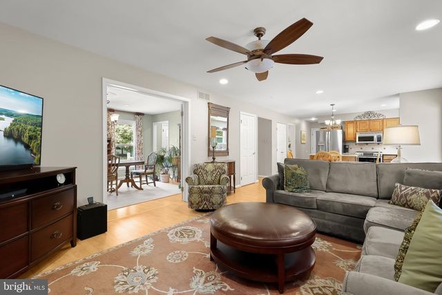 613 SAINT PAUL AVE, Reisterstown, MD 21136
