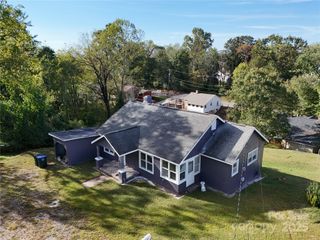 612 Washington Avenue NW, Valdese, NC 28690