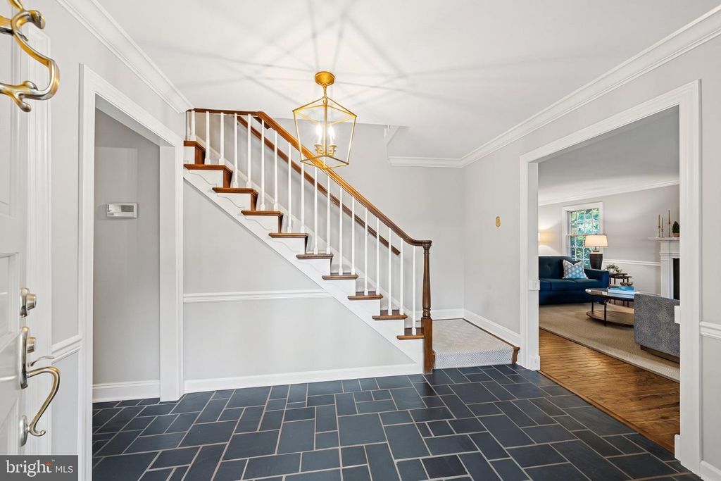 181 HUNT VALLEY CIR, BERWYN, PA 19312 — photo 5