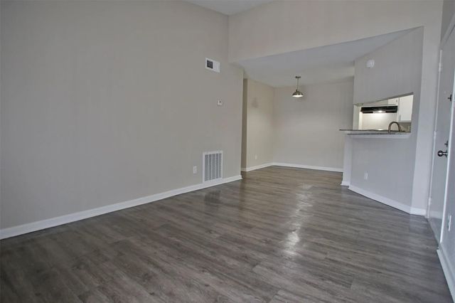 2700 S Dairy Ashford Road 606D, Houston, TX 77082