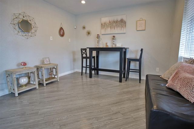 2700 S Dairy Ashford Road 606D, Houston, TX 77082