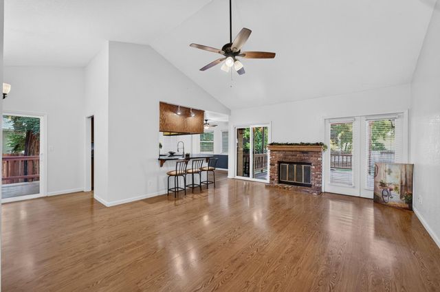 119 Rocky Cove Ct, Folsom, CA 95630