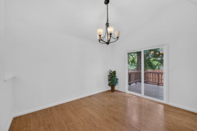 119 Rocky Cove Ct, Folsom, CA 95630