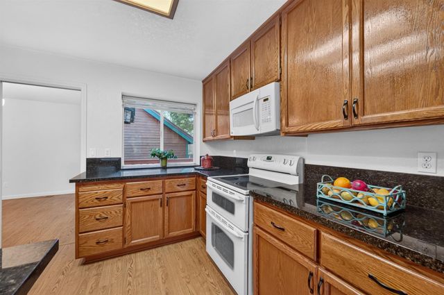 119 Rocky Cove Ct, Folsom, CA 95630