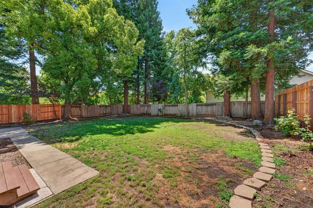 119 Rocky Cove Ct, Folsom, CA 95630