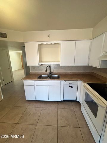 5233 E University Drive Apt B, Mesa, AZ 85205