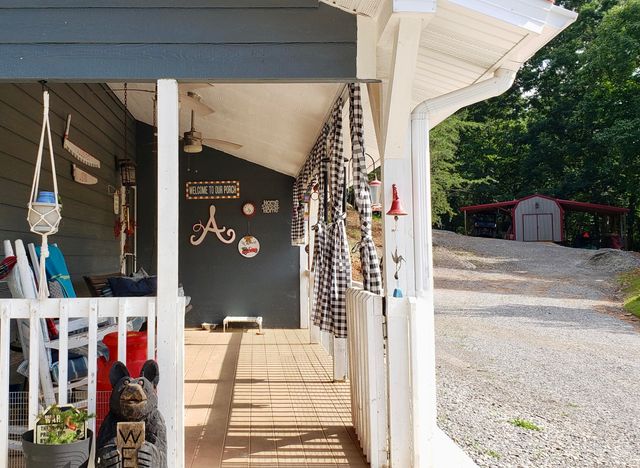 690 Ditch Gap Road, Whitwell, TN 37397