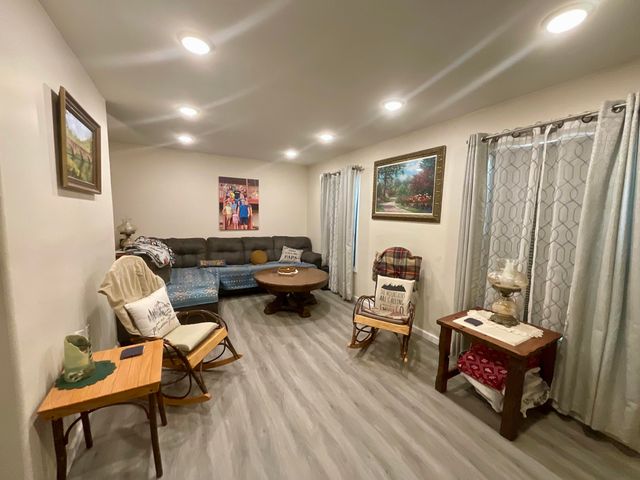 690 Ditch Gap Road, Whitwell, TN 37397