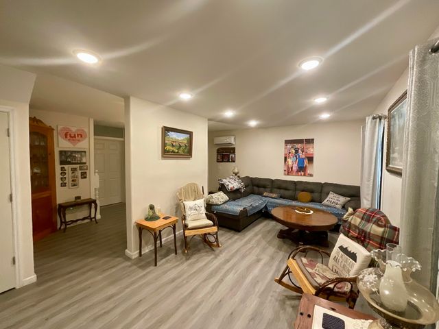 690 Ditch Gap Road, Whitwell, TN 37397