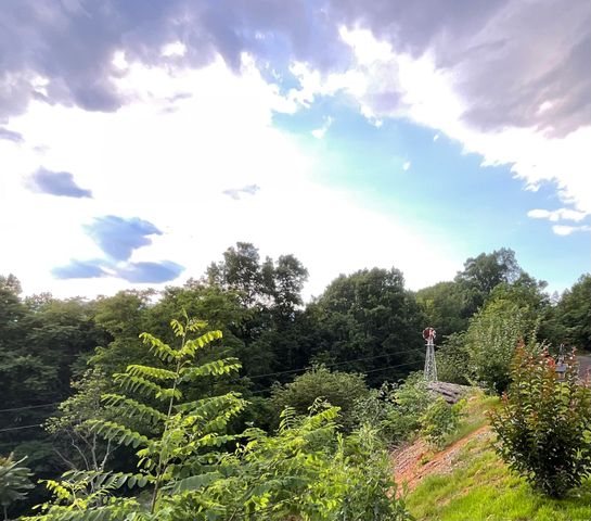 690 Ditch Gap Road, Whitwell, TN 37397