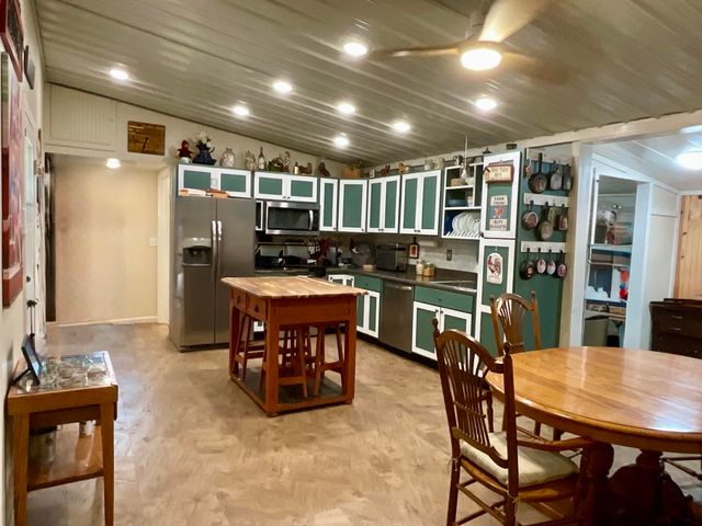 690 Ditch Gap Road, Whitwell, TN 37397