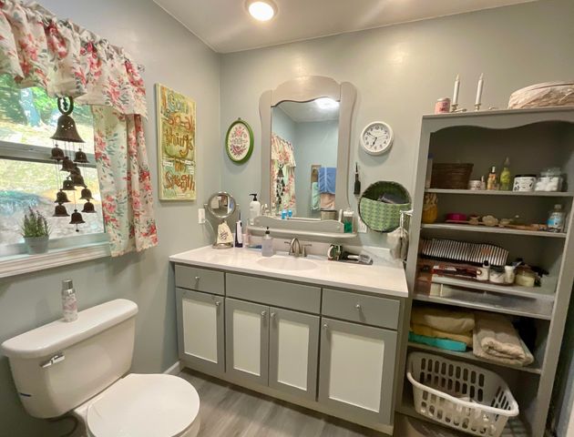 690 Ditch Gap Road, Whitwell, TN 37397