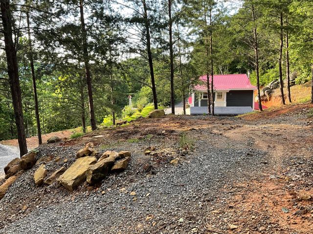 690 Ditch Gap Road, Whitwell, TN 37397