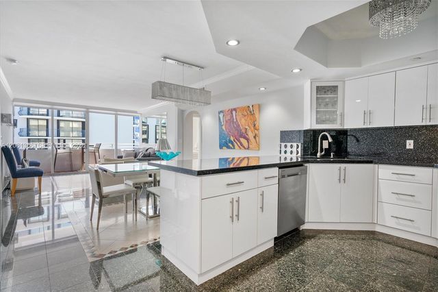 8911 Collins Avenue 802, Surfside, FL 33154