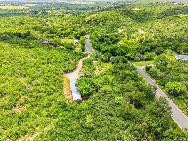 18525 County Road 5722, Castroville, TX 78009