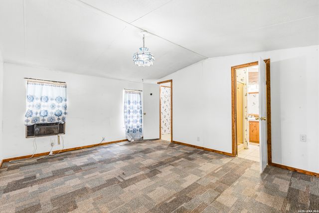 18525 County Road 5722, Castroville, TX 78009