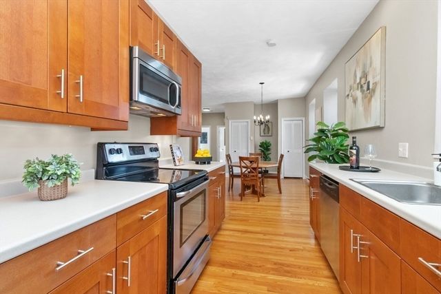 88 Florida Street 2, Boston, MA 02124