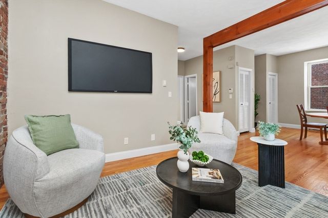 88 Florida Street 2, Boston, MA 02124