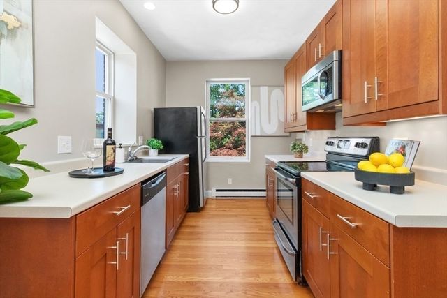 88 Florida Street 2, Boston, MA 02124