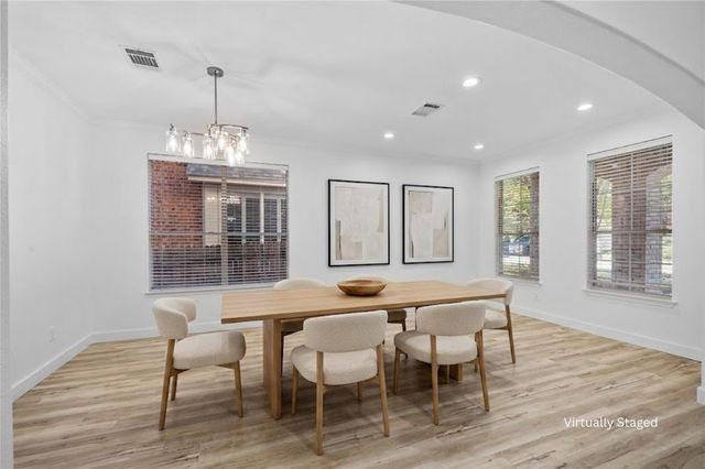 313 El Socorro LN, Austin, TX 78732