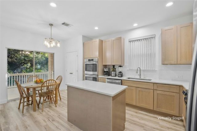 313 El Socorro LN, Austin, TX 78732