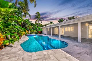 933 SW Mulberry Way, Boca Raton, FL 33486
