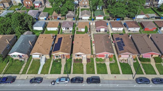 8532 S Damen Avenue, Chicago, IL 60620