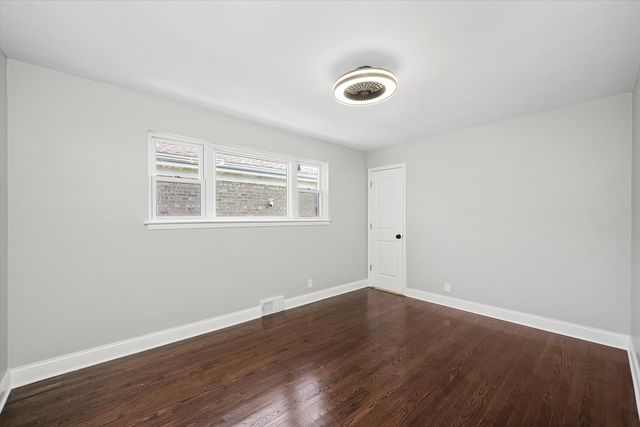 8532 S Damen Avenue, Chicago, IL 60620