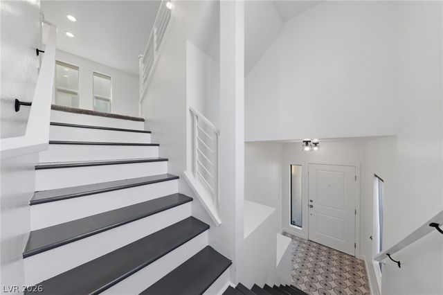 8111 Carpenter Creek Avenue, Las Vegas, NV 89113