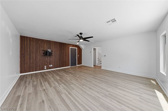 8111 Carpenter Creek Avenue, Las Vegas, NV 89113