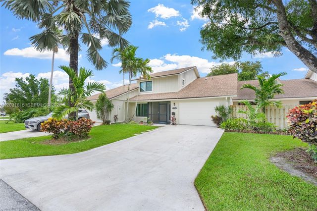 11870 Donlin Drive, Wellington, FL 33414