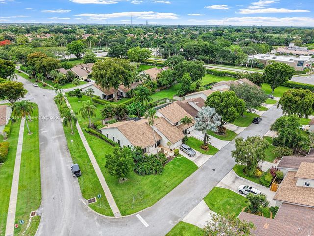 11870 Donlin Drive, Wellington, FL 33414