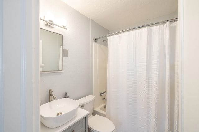 2324 W Providence Ave, Spokane, WA 99205