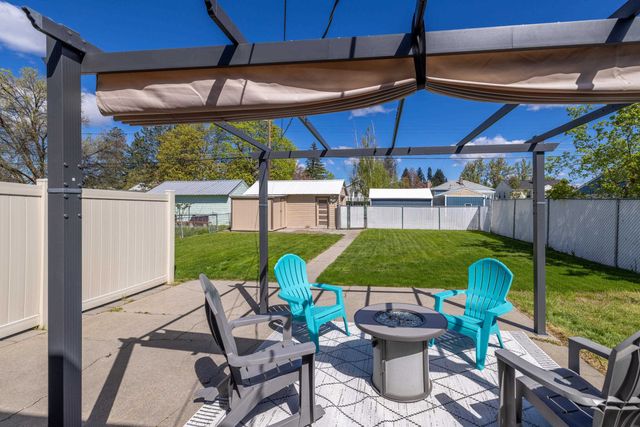 2324 W Providence Ave, Spokane, WA 99205