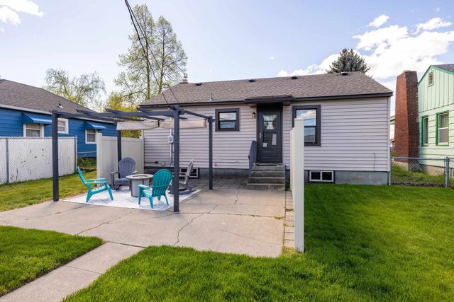 2324 W Providence Ave, Spokane, WA 99205
