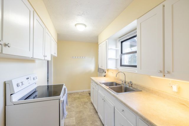 2324 W Providence Ave, Spokane, WA 99205