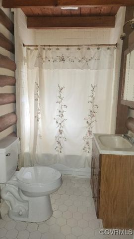 415 Springdale Ave, Colonial Heights, VA 23834