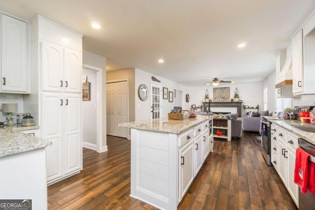 4646 Sherman Allen Way, Gainesville, GA 30507
