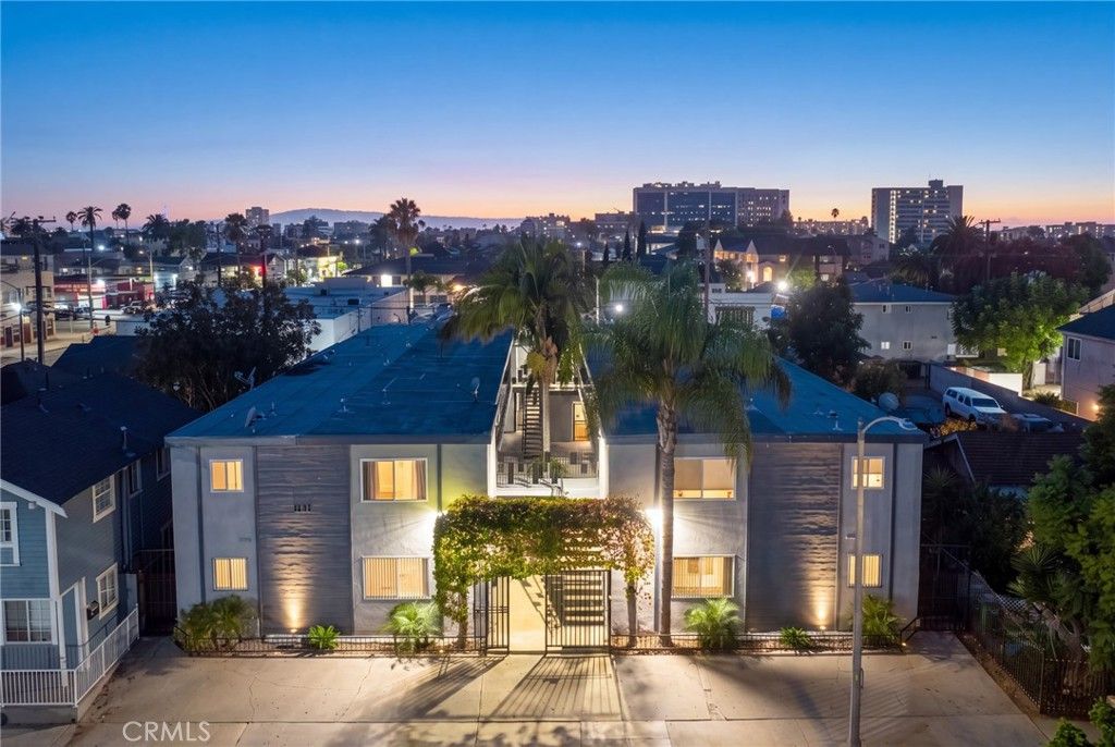 1019 Lewis, Long Beach, CA 90813 — photo 3