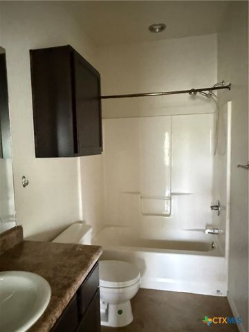 213 A Anne Louise Drive A, New Braunfels, TX 78130