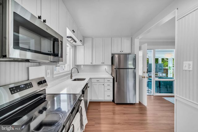 7418 BLACKFORD ST, Springfield, VA 22151
