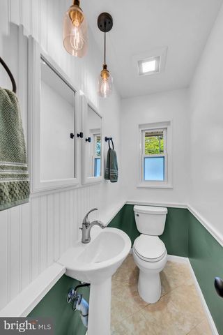 7418 BLACKFORD ST, Springfield, VA 22151
